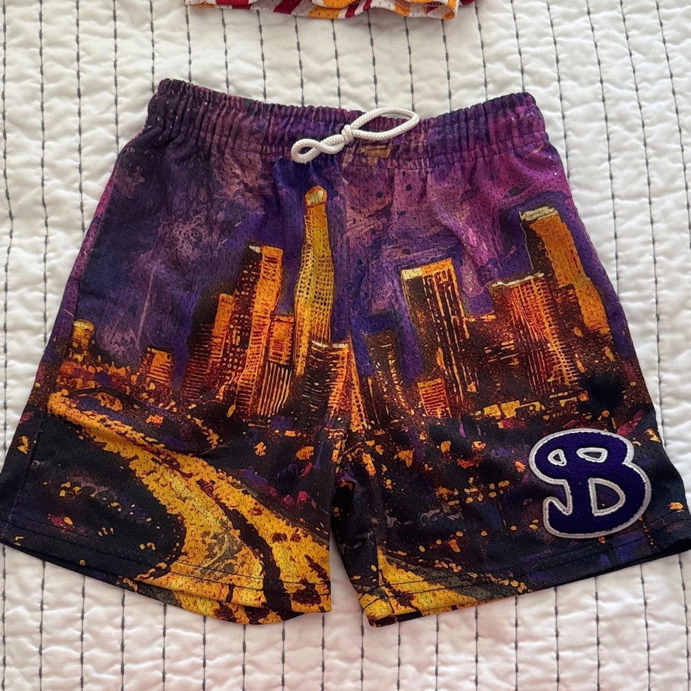 Kids Cityscape Print Shorts - Purple and Orange